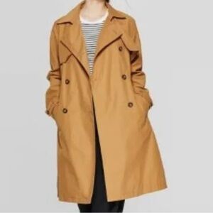 Double breasted trench coat with belt excellent condition a new day brand